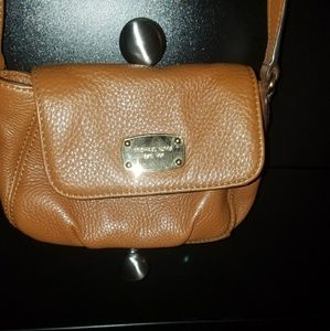 NWOT Michael Kors Bedford leather crossbody